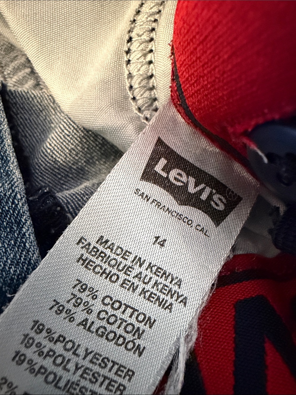 Levi’s Classic boys jeans in Light Blue size 14. You get a total of 3 pairs - Picture 2 of 9